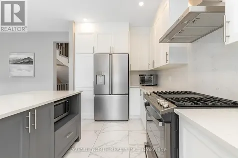 206 Reisling Way Ottawa ON K1T 0X1