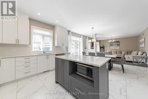 206 Reisling Way Ottawa ON K1T 0X1