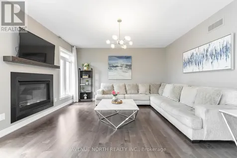 206 Reisling Way Ottawa ON K1T 0X1