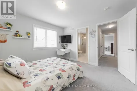 206 Reisling Way Ottawa ON K1T 0X1