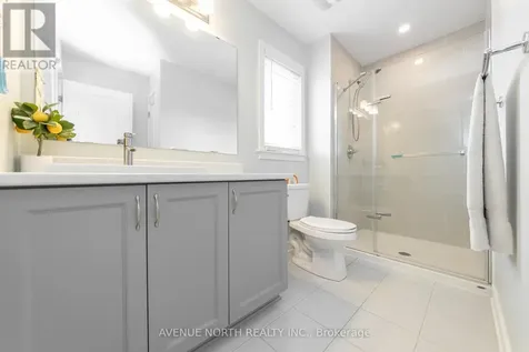 206 Reisling Way Ottawa ON K1T 0X1