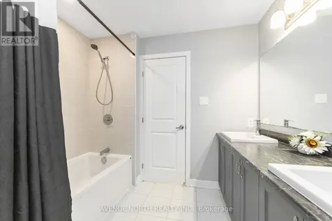 206 Reisling Way Ottawa ON K1T 0X1