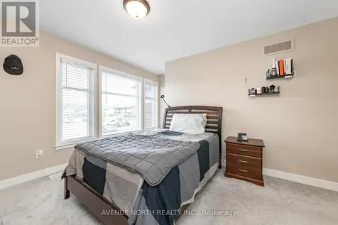206 Reisling Way Ottawa ON K1T 0X1