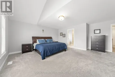 206 Reisling Way Ottawa ON K1T 0X1