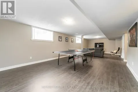 206 Reisling Way Ottawa ON K1T 0X1