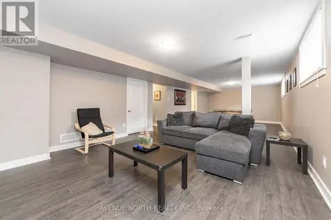 206 Reisling Way Ottawa ON K1T 0X1