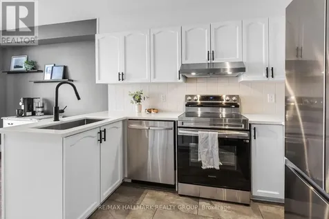 602 Louis Toscano Drive Ottawa ON K4A 0B2