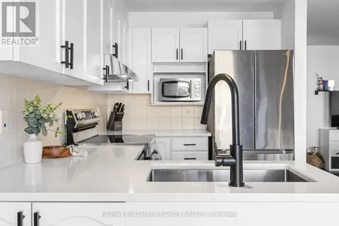 602 Louis Toscano Drive Ottawa ON K4A 0B2