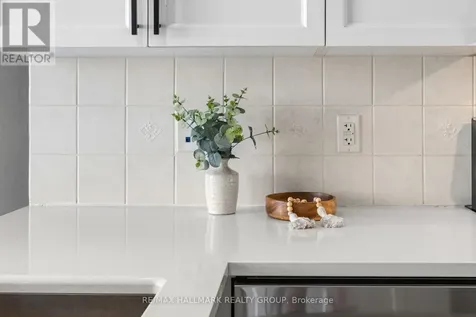 602 Louis Toscano Drive Ottawa ON K4A 0B2