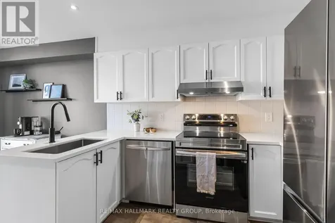 602 Louis Toscano Drive Ottawa ON K4A 0B2