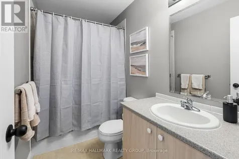 602 Louis Toscano Drive Ottawa ON K4A 0B2