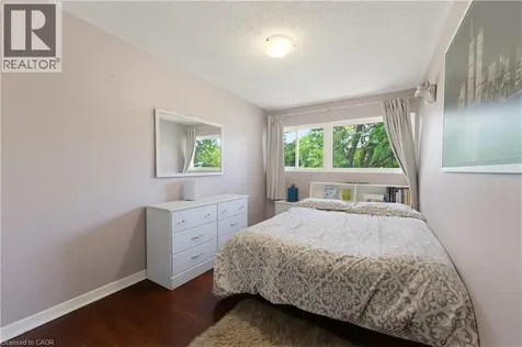 48 Guerin Avenue Kitchener ON N2A 1S8