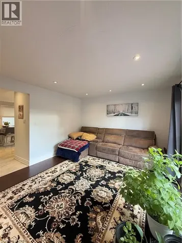 181 Thaler Avenue Kitchener ON N2A 1R4