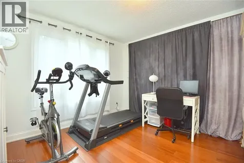 75 Josephine Drive Hamilton ON L9B 2B7