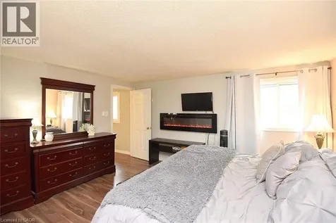 75 Josephine Drive Hamilton ON L9B 2B7
