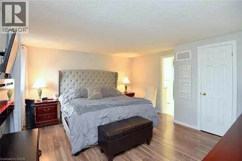 75 Josephine Drive Hamilton ON L9B 2B7