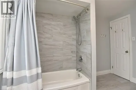 75 Josephine Drive Hamilton ON L9B 2B7