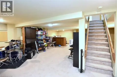 75 Josephine Drive Hamilton ON L9B 2B7
