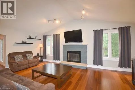 75 Josephine Drive Hamilton ON L9B 2B7