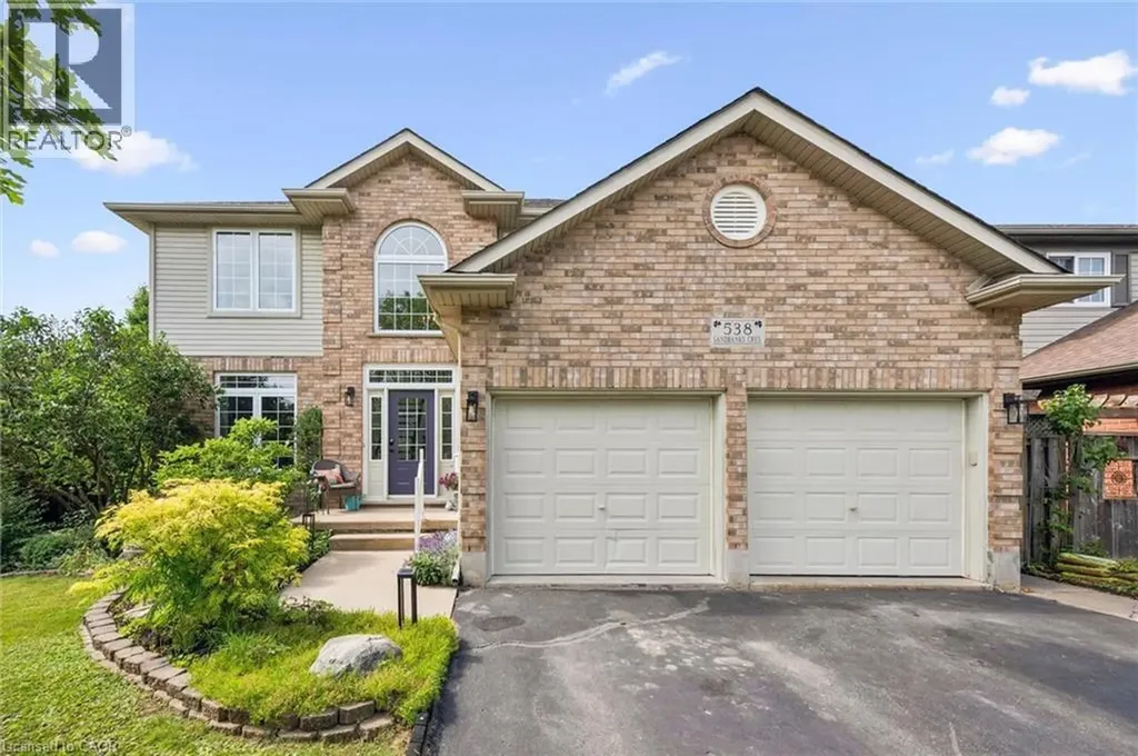 538 Sandbanks Crescent Waterloo ON N2V 2K2