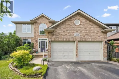 538 Sandbanks Crescent Waterloo ON N2V 2K2