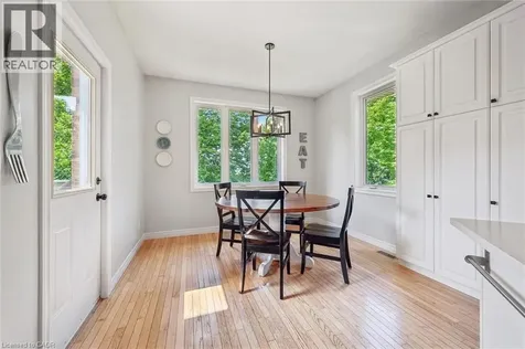 538 Sandbanks Crescent Waterloo ON N2V 2K2