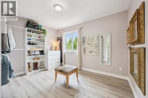 538 Sandbanks Crescent Waterloo ON N2V 2K2
