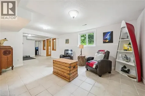538 Sandbanks Crescent Waterloo ON N2V 2K2