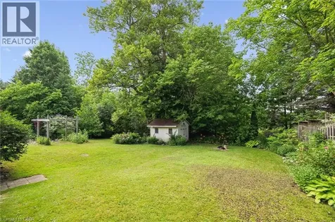 538 Sandbanks Crescent Waterloo ON N2V 2K2