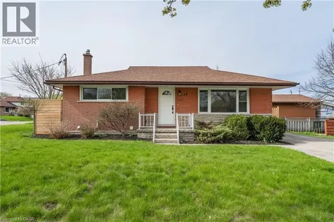 49 Cait Avenue Kitchener ON N2C 1G3