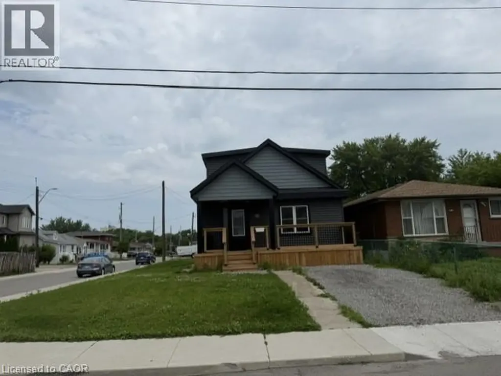 1239 Dunsmure Road Hamilton ON L8H 1L7