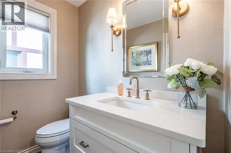 45 Peppertree Crescent Ancaster ON L9G 4L8