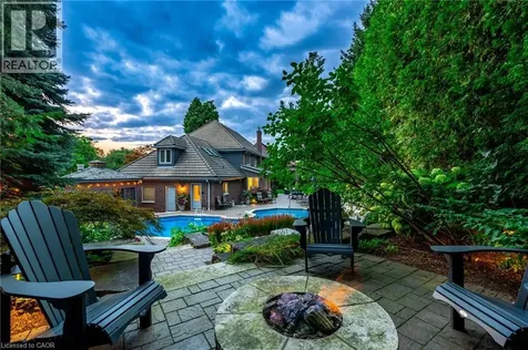 45 Peppertree Crescent Ancaster ON L9G 4L8