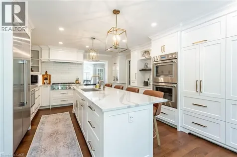 45 Peppertree Crescent Ancaster ON L9G 4L8