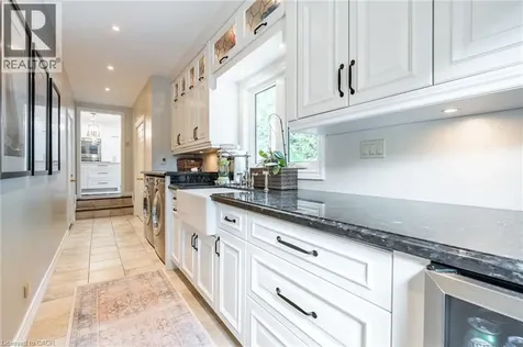 45 Peppertree Crescent Ancaster ON L9G 4L8