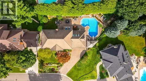 45 Peppertree Crescent Ancaster ON L9G 4L8
