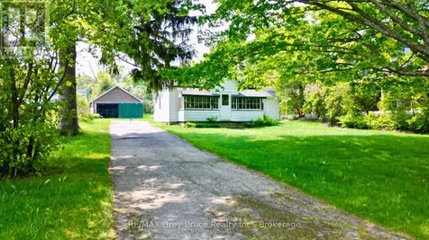 19 Mill Street Northern Bruce Peninsula ON N0H 1W0