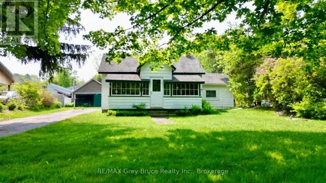19 Mill Street Northern Bruce Peninsula ON N0H 1W0