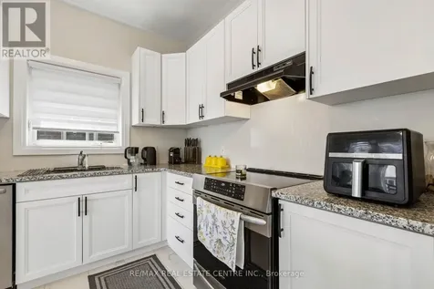 294 Chokecherry Crescent Waterloo ON N2V 0H1