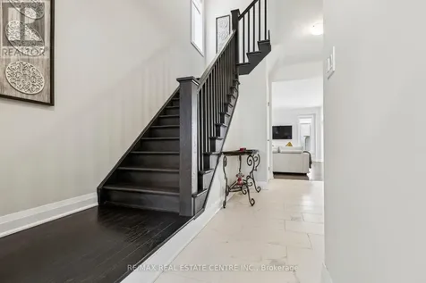 294 Chokecherry Crescent Waterloo ON N2V 0H1