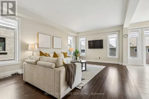 294 Chokecherry Crescent Waterloo ON N2V 0H1