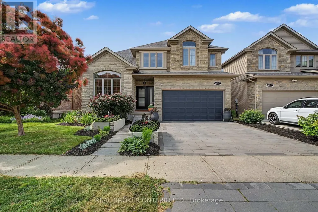 422 Rideau River Street Waterloo ON N2V 2Y4