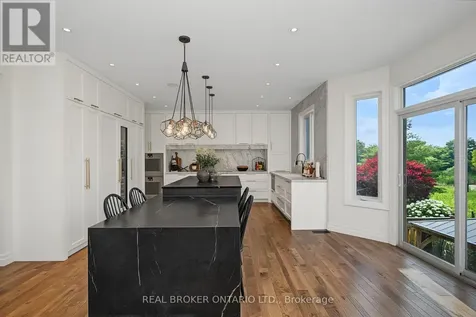 422 Rideau River Street Waterloo ON N2V 2Y4