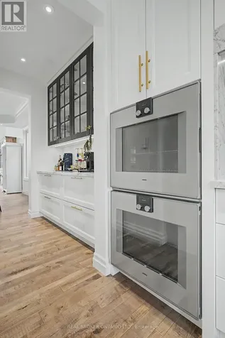 422 Rideau River Street Waterloo ON N2V 2Y4