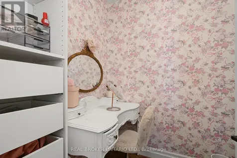 422 Rideau River Street Waterloo ON N2V 2Y4