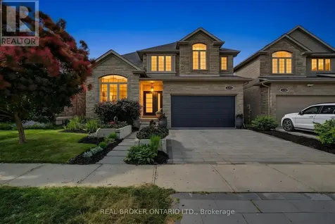 422 Rideau River Street Waterloo ON N2V 2Y4