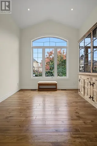 422 Rideau River Street Waterloo ON N2V 2Y4