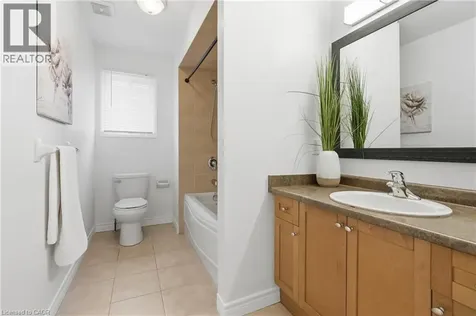 78 Waterberry Trail Hamilton ON L9C 0B2
