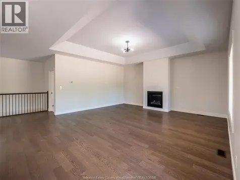 1892 Villa Canal Kingsville ON N0P 2G0