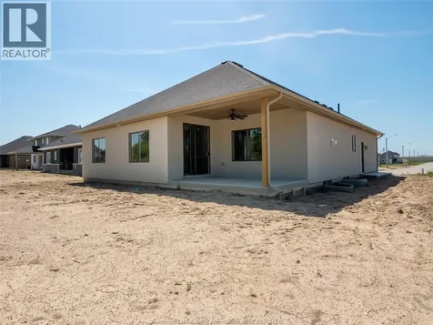 1892 Villa Canal Kingsville ON N0P 2G0